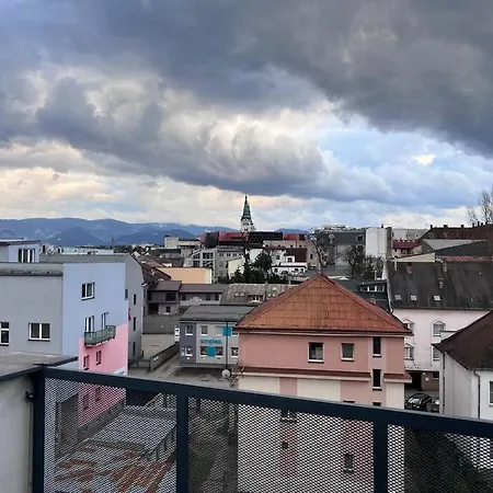 City Center Apartment With Nice Balcony Zilina Exterior photo