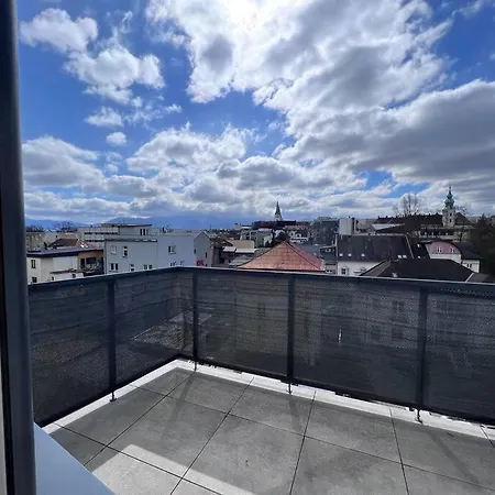 City Center Apartment With Nice Balcony Zilina Exterior photo