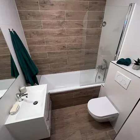City Center Apartment With Nice Balcony Zilina Exterior photo