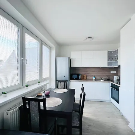 City Center Apartment With Nice Balcony Zilina Exterior photo