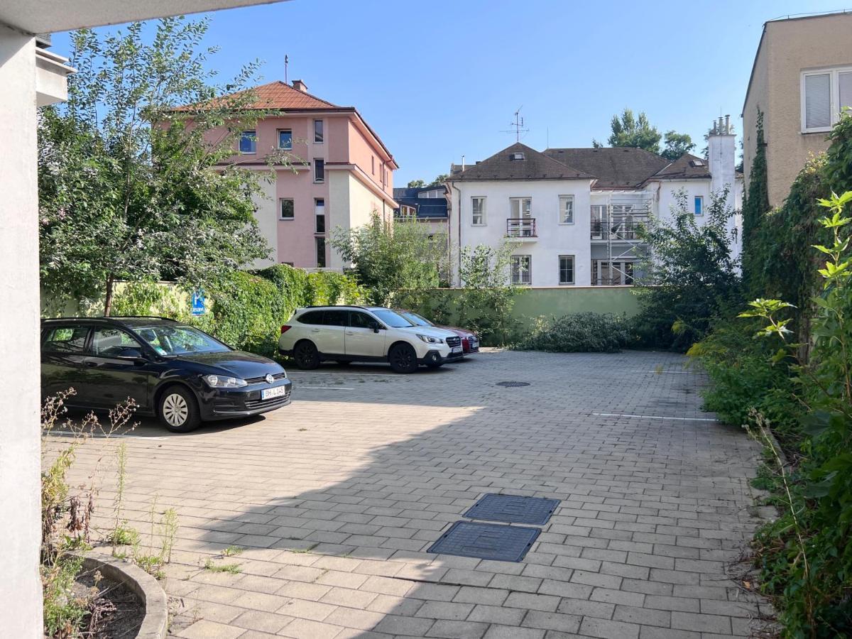 Center With Balcony Apartmán